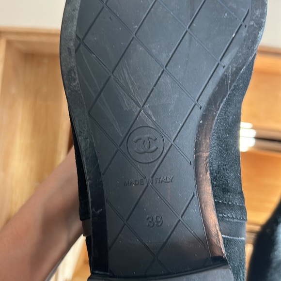 Chanel Black suede wool fur boots - Picture 3 of 13